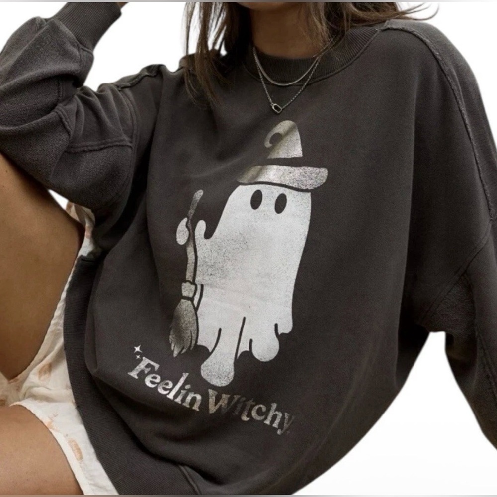 Aerie Feelin Witchy Halloween XL Big Chill Crew Sweatshirt Women Gray Oversized